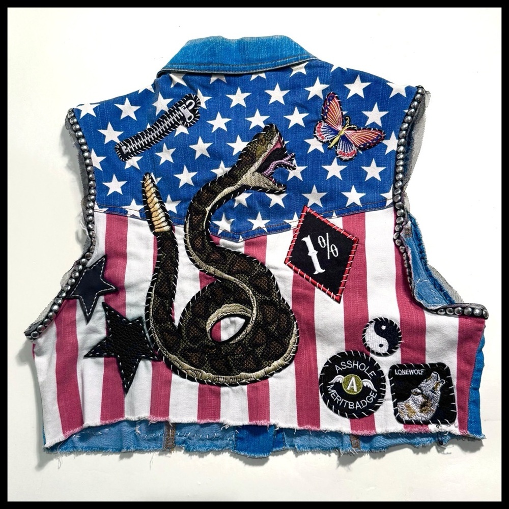 ⭐️Stars & Stripes Punk Vest✨ - Picture 2 of 6